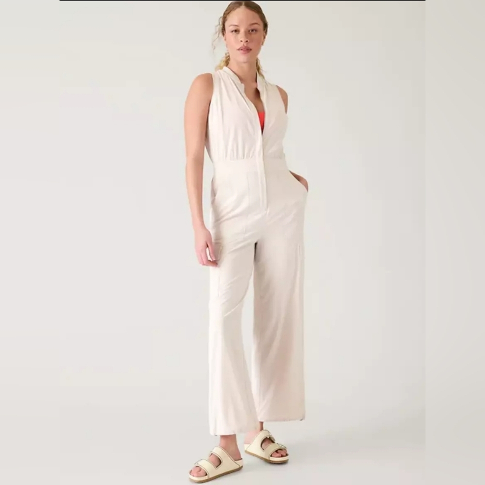 NWT Athleta Brooklyn Utility Jumpsuit Size 10 In Abalone White